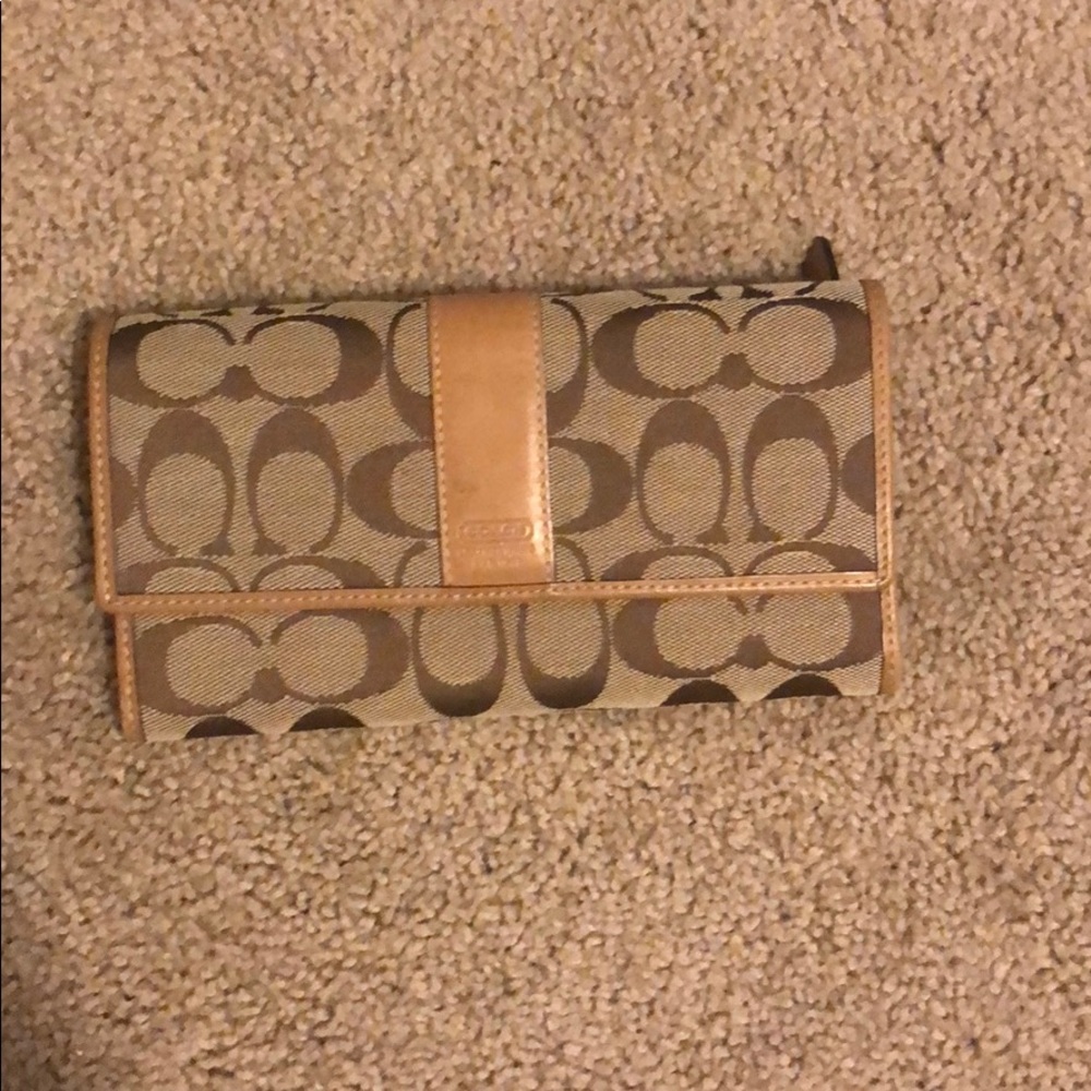 Beautiful Coach wallet!